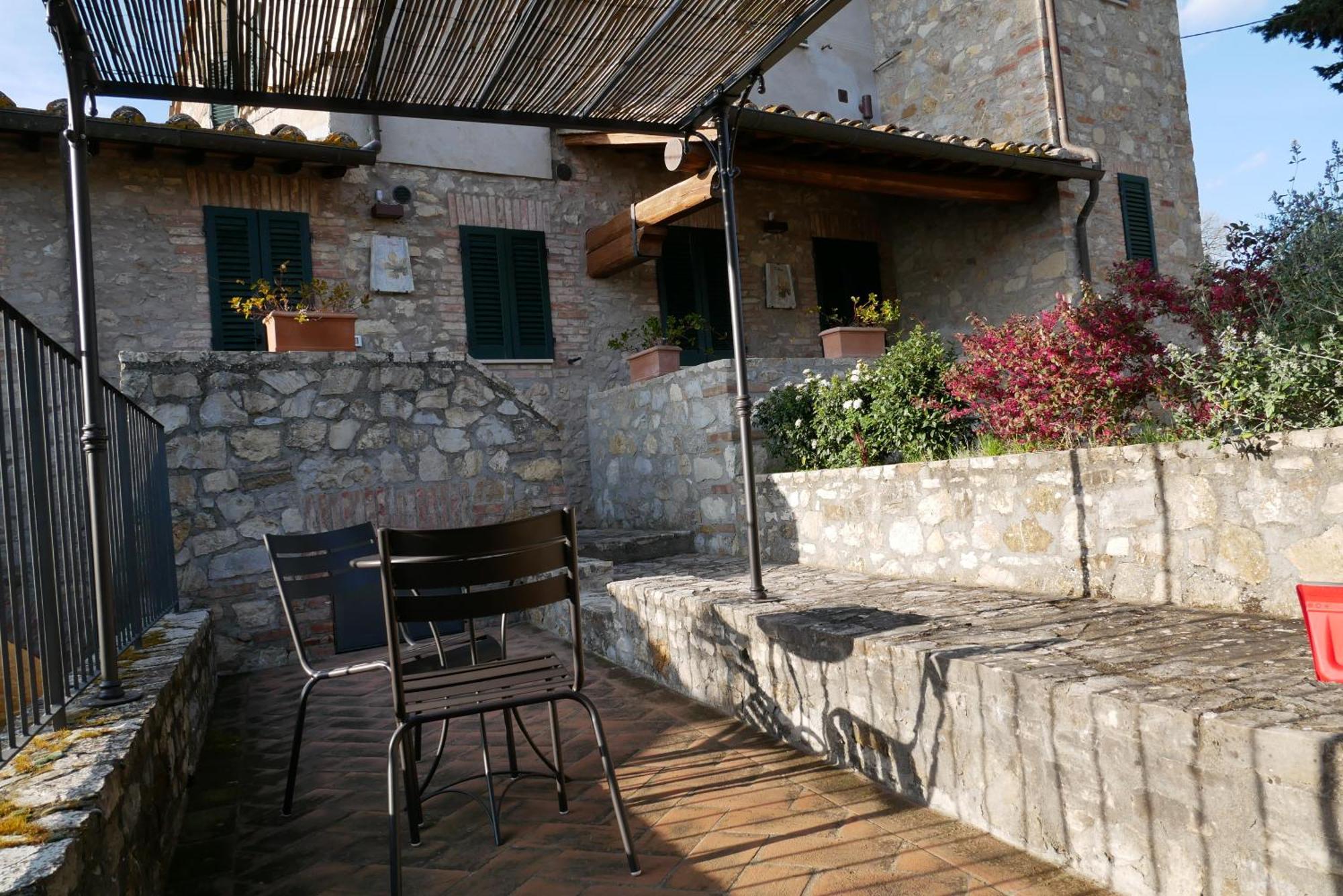 ガイオーレ・イン・キアンティ Borgo A Monti Di Sottoヴィラ エクステリア 写真